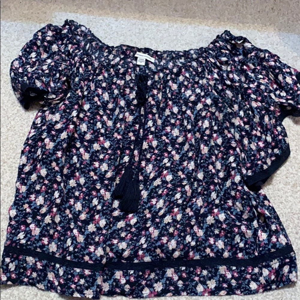 American Eagle Floral Off The Shoulder Top